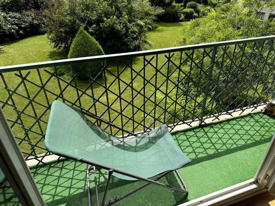 Superbe Appartement Avec Belle Vue Jardin Parijs Buitenkant foto