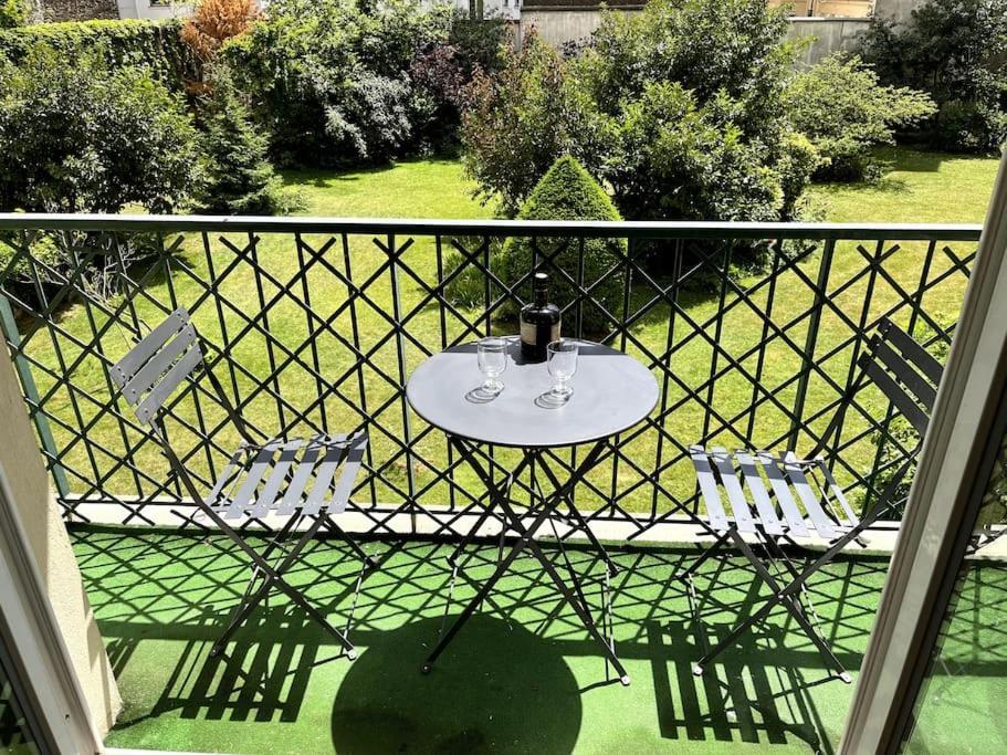 Superbe Appartement Avec Belle Vue Jardin Parijs Buitenkant foto